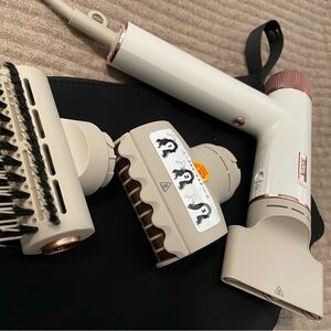 Shark SpeedStyle White/Rose Gold Hair Dryer with Attachments